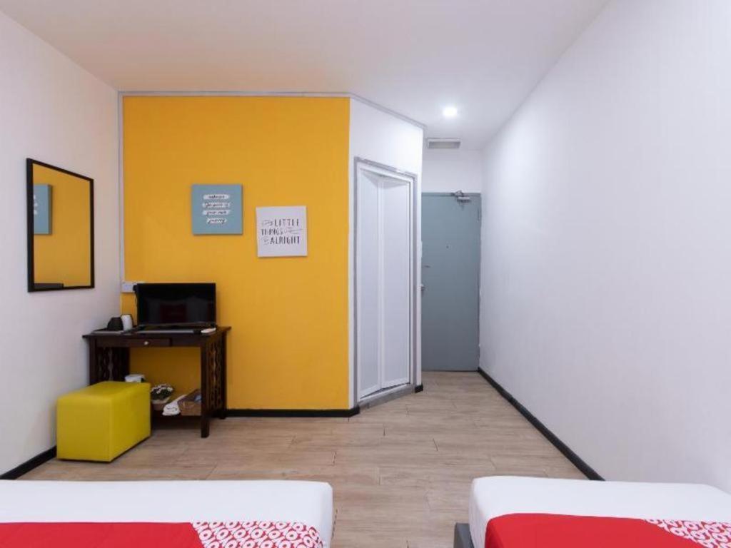 מלון קוטה קינבלו Oyo 89398 Doorbellz מראה חיצוני תמונה
