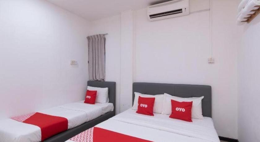 מלון קוטה קינבלו Oyo 89398 Doorbellz מראה חיצוני תמונה