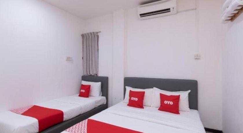מלון קוטה קינבלו Oyo 89398 Doorbellz מראה חיצוני תמונה